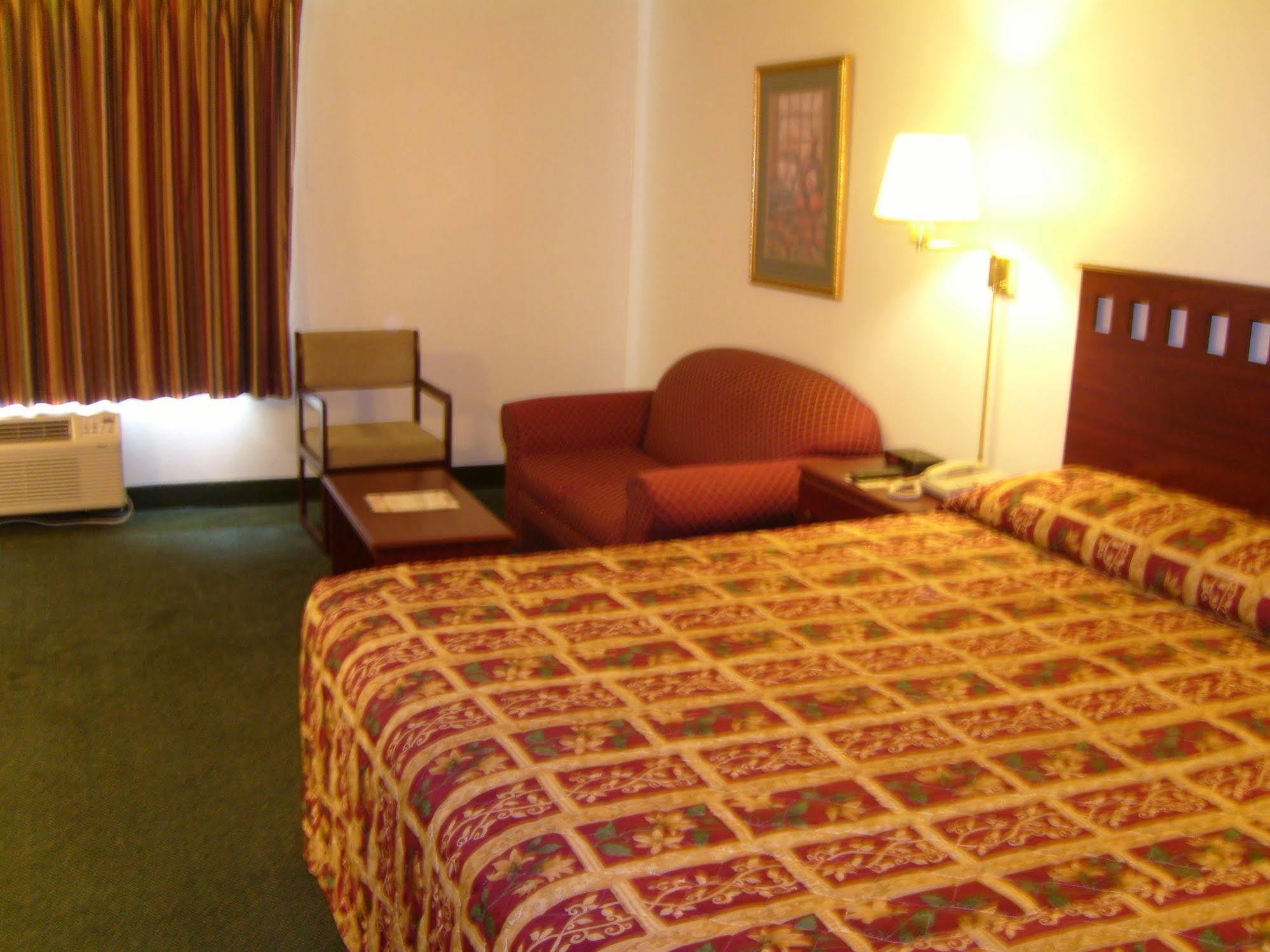 Shanico Inn Lebanon Exterior photo